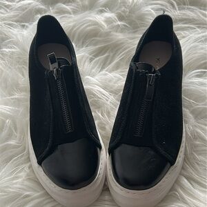 All Bkack Brand Black Slip-On w/Zippers Sneakers 38